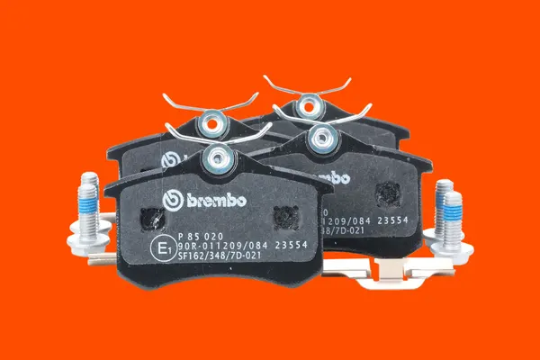 BREMBO Bremsbelagsatz PRIME LINE Hinterachse